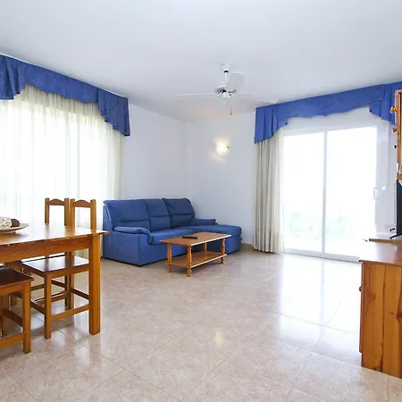 Juncos Planet Costa Dorada Апартаменты *